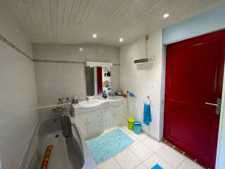  Maison à vendre 8 pièces 212 m²