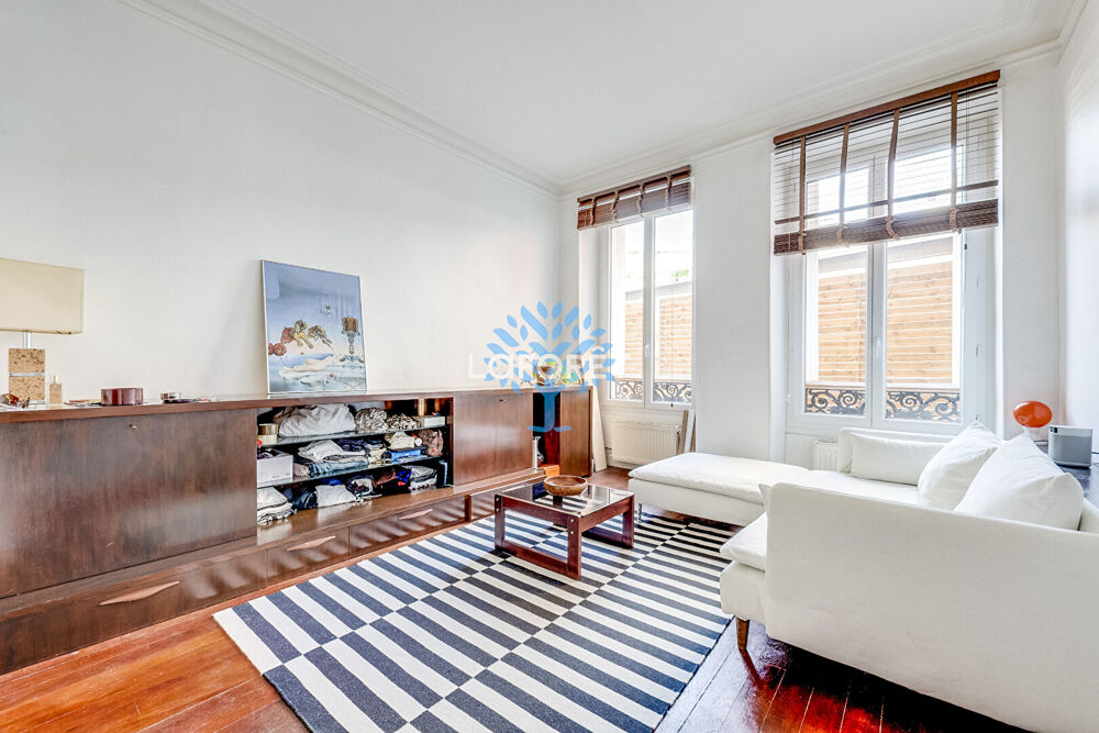 Vente Appartement Appartement Paris 2 pièces 33 m2 Paris 20