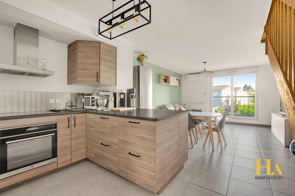 Appartement dernier étage Castanet Tolosan 3 pièces 58 m2, balcon, climatisation et parking