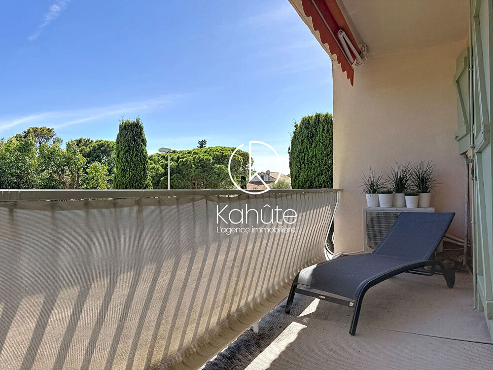 à vendre  Appartement Hyères (83400)