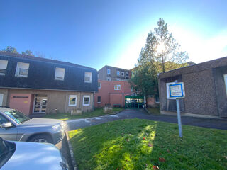  Immeuble � vendre 15 + pi�ces 8067 m�