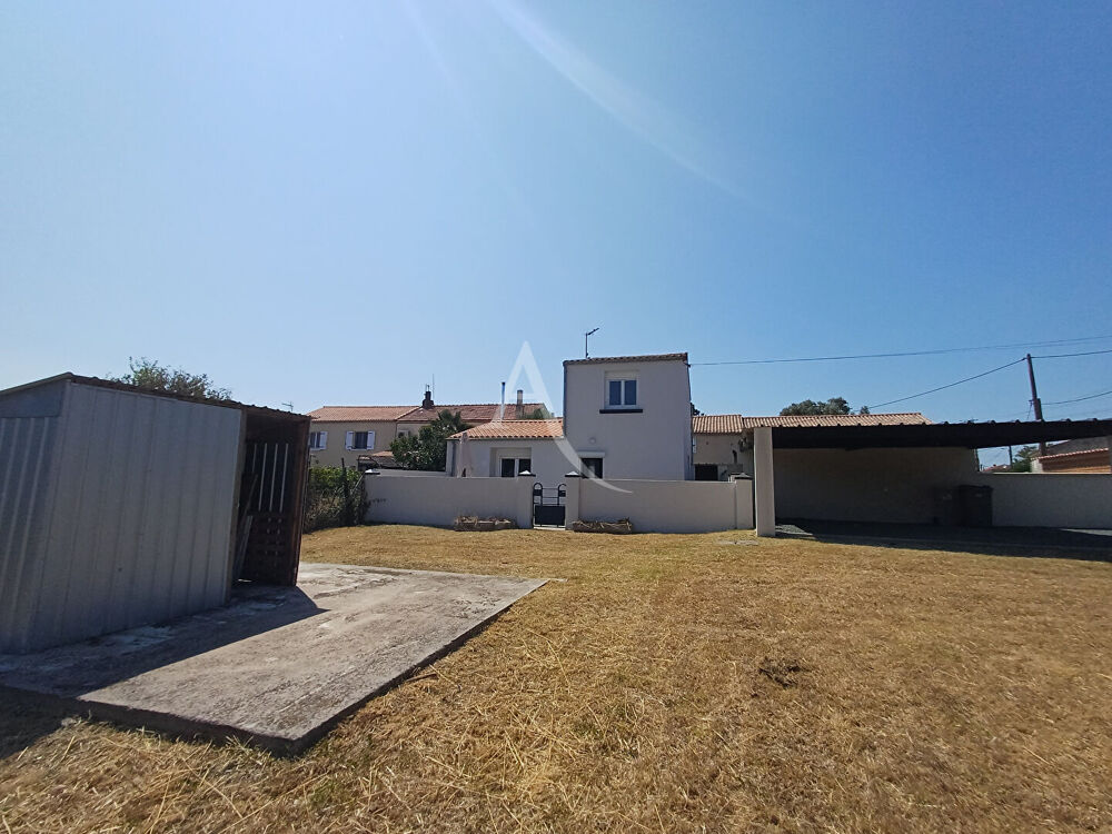 Vente Maison MAISON RÉNOVÉE À 10 MINUTES DE LA MER AVEC COUR ET STATIONNEMENT Saint nazaire sur charente