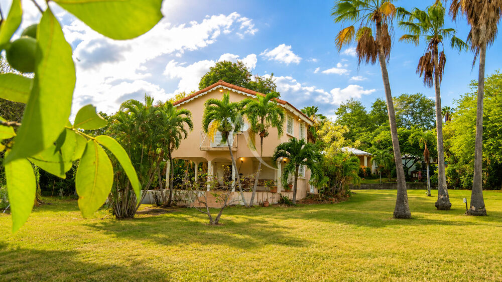 Maison 5 pièces 122 m² · à Le Francois · 122 m² · 415 000 €