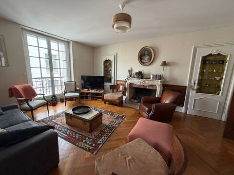   A louer appartement 3 chambres, terrasse et cave HYPER CENTRE VILLE ANGERS Appartement - 4 pi�ce(s) - 129 m�
