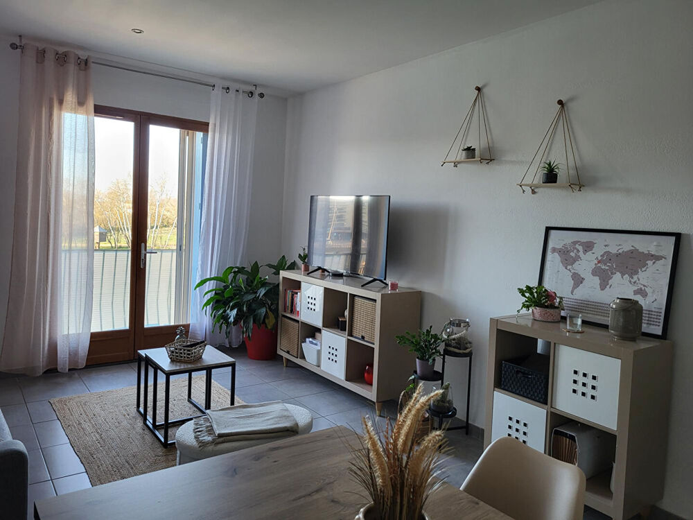 Location Appartement Appartement Agde 3 pièces. Vue sur l'Hérault Agde