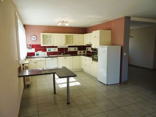  Maison  vendre 8 pices 174 m