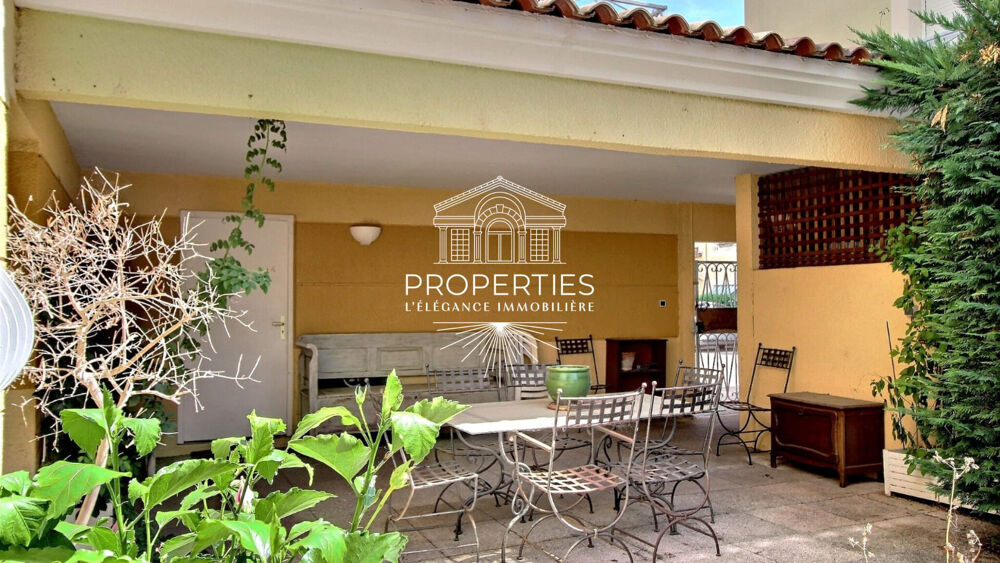 Vente Appartement LE LAVANDOU -  CENTRE VILLE - T5 118 M² - REZ DE JARDIN 365M² - GARAGE Le lavandou