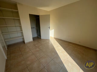  Maison à louer 5 pièces 137 m²