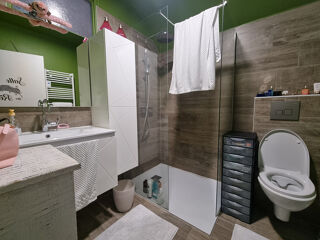  Immeuble � vendre 6 pi�ces 194 m�