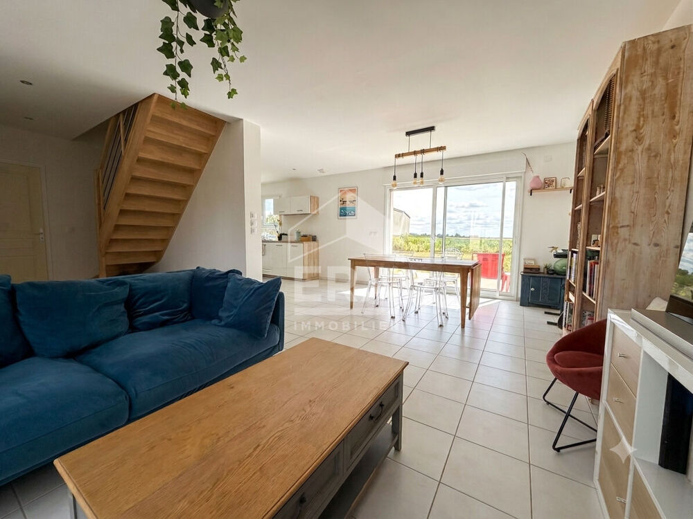 Vente Maison Maison - 140 m² habitables - 4 chambres - 860 m² de jardin. Evry gregy sur yerre