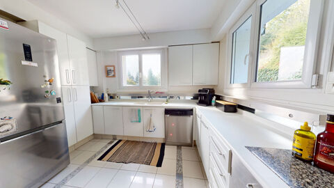  Maison  louer 9 pices 240 m