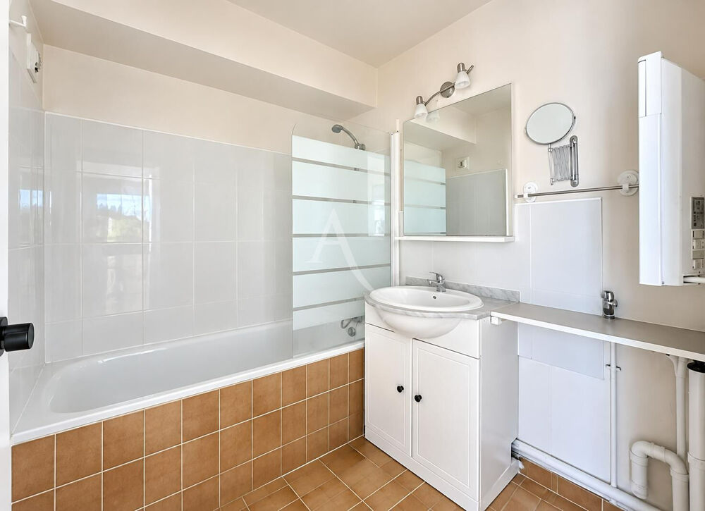 A VENDRE - Appartement 3 pièces avec terrasse