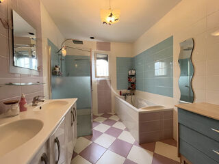  Maison  vendre 7 pices 166 m