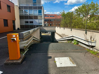  Parking / Garage à vendre 
