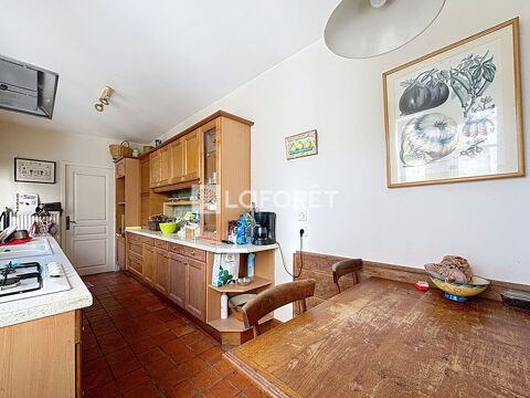  Maison � louer 9 pi�ces 215 m�