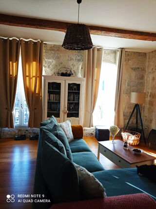  Appartement à louer 3 pièces 79 m²