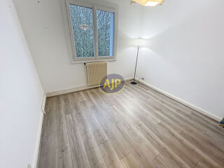  Appartement � vendre 4 pi�ces 80 m�