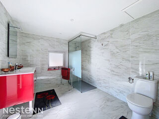  Villa à vendre 13 pièces 360 m²
