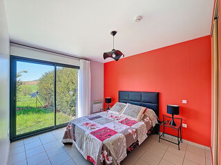  Immeuble � vendre 12 pi�ces 272 m�