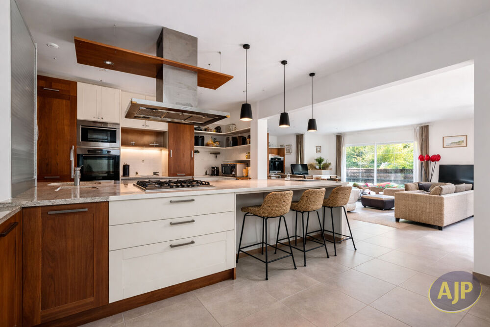 TAUSSAT AU COEUR DU BOURG MAISON 4 CHAMBRES DE 138M²