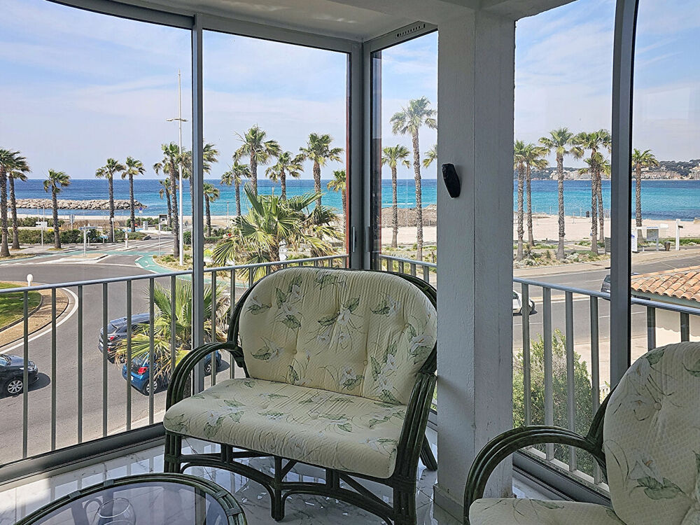 Appartement Six Fours Les Plages 2 pièces - Bord de mer et Pleine vue mer