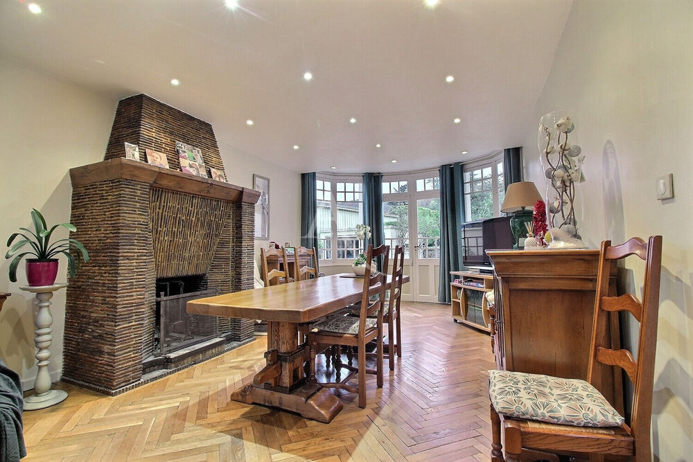 Vente Maison Maison Charleval 8 pièce(s) 191 m2 Charleval
