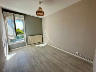  Appartement  vendre 3 pices 64 m