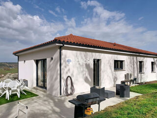  Maison 5 pi�ces 108 m� Le malzieu ville