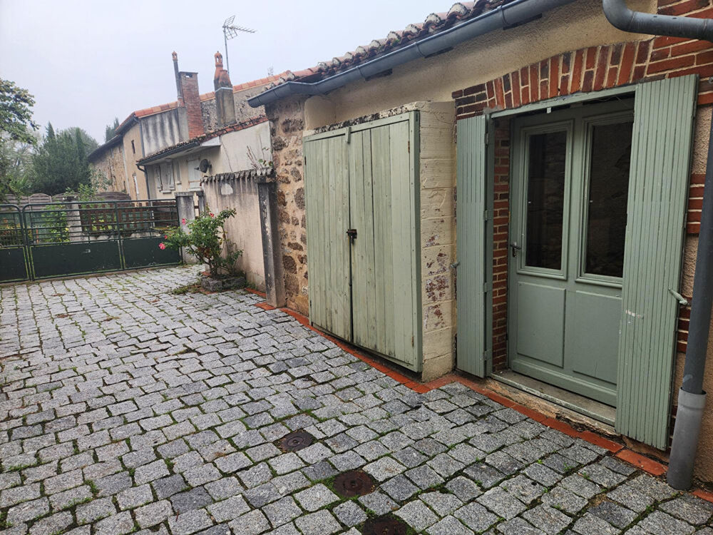 Vente Maison Abzac ? Belle maison de village rénovée - 4 piece Abzac