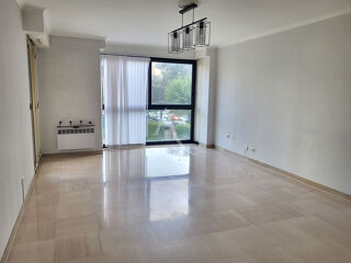  Appartement à louer 3 pièces 76 m²