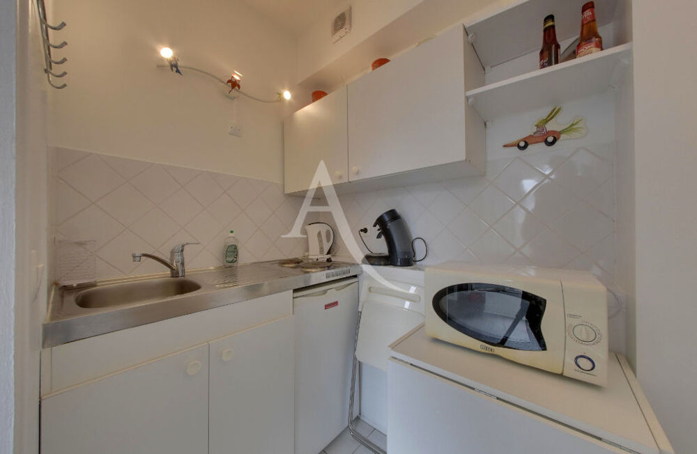 Location Appartement Appartement PARIS - 1 pièce(s) -  RUE MONGE - Paris 5