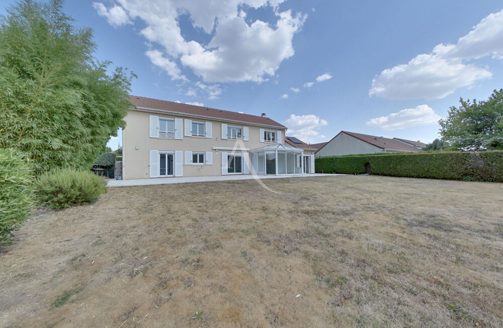 Maison Ozoir La Ferriere 7 pièces