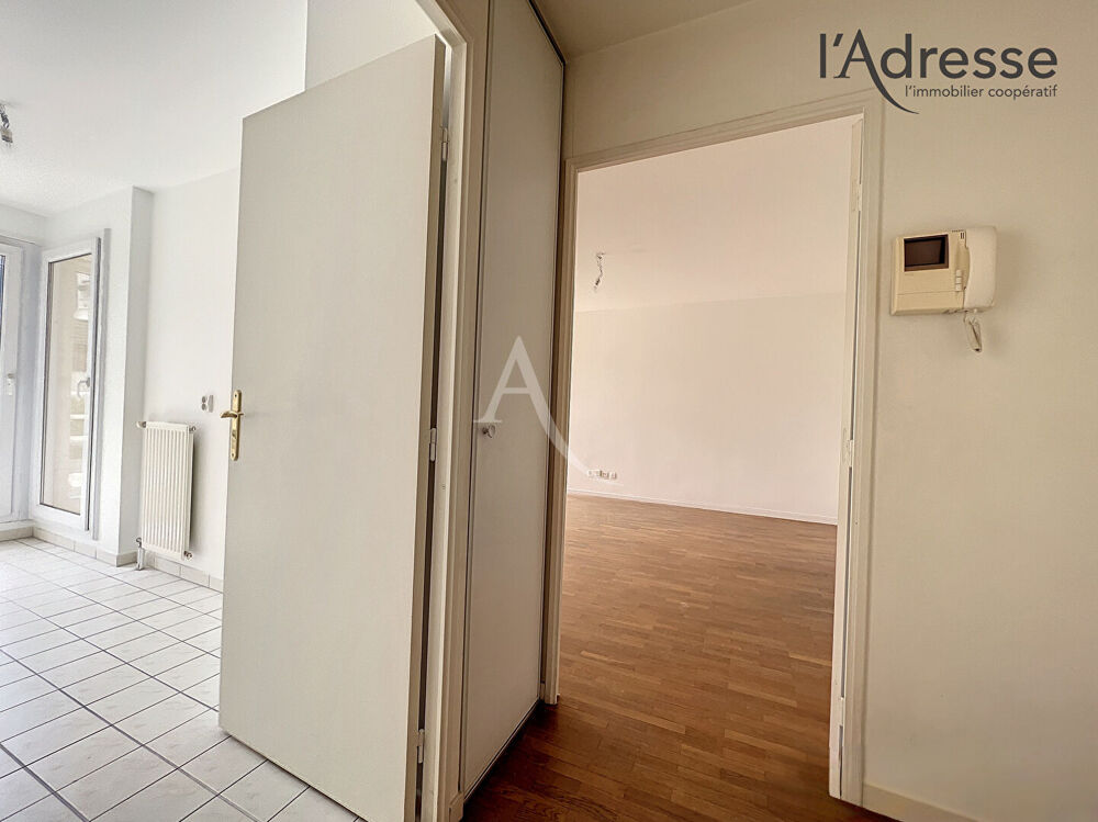 Location Appartement PUTEAUX/ Pierre Curie Appartement 2 pièces - 1 BOX - 1 Cave Puteaux