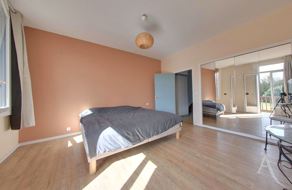 Vente Maison MAGESCQ. Maison de caractère 257 m² .Terrain 1 565 m² Magescq