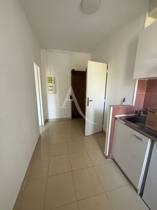  Appartement à louer 1 pièce 22 m²