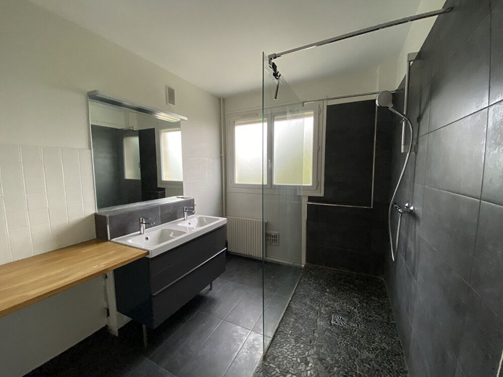 Location Appartement Beau T3 de 74m² avec balcon, Mantes la Jolie, Proximité gare Mantes-la-jolie