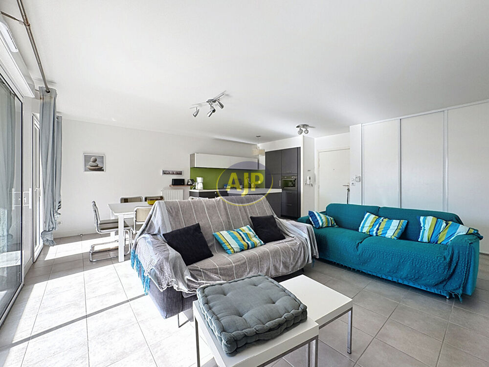 CAPBRETON PLAGE - T4 AVEC GRANDE TERRASSE ET PARKING SOUS-SOL