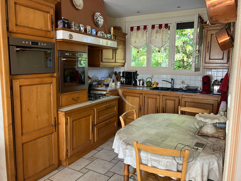 Maison Saint Michel Le Cloucq 6 pièce(s) 129 m2
