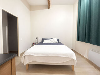  Appartement à louer 3 pièces 87 m²