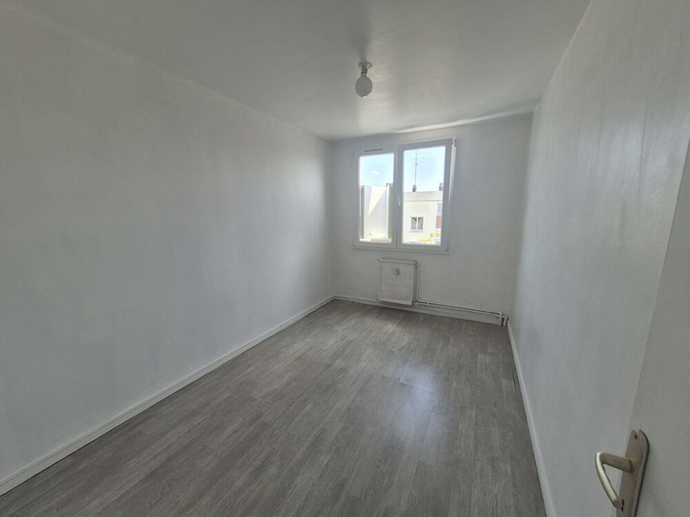 A VENDRE en Exclusivité!! Appartement T3 65m² !! 74 000 HAI !!!
