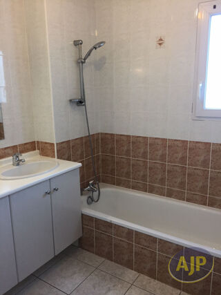  Appartement � louer 3 pi�ces 68 m�