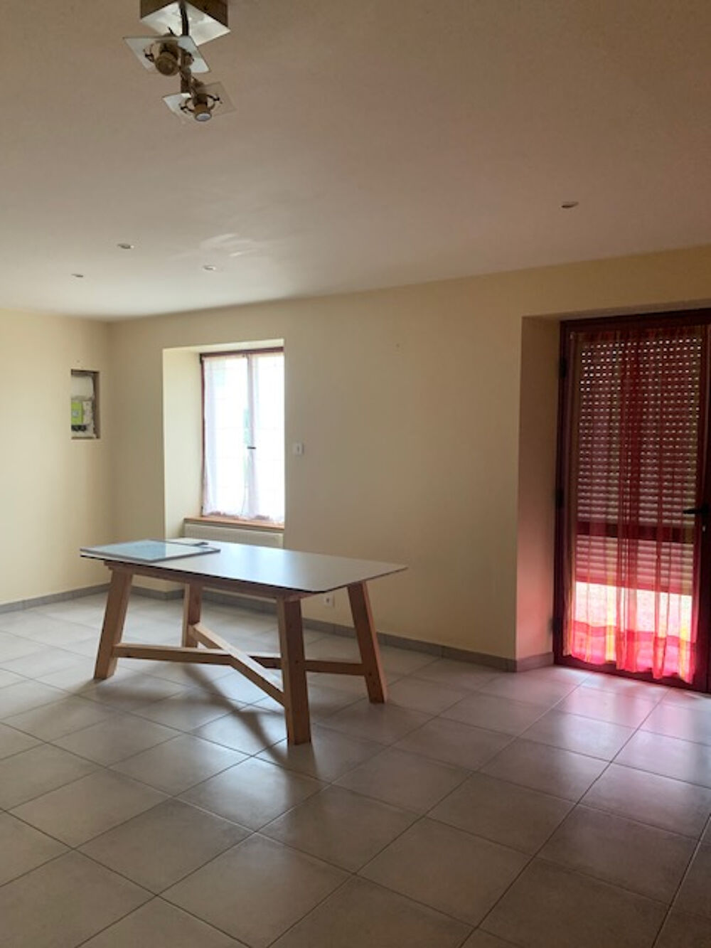 Location Maison A louer maison Noyal Pontivy Accès proche Pontivy 3 chambres et un jardin Noyal pontivy