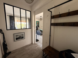  Appartement à louer 4 pièces 82 m²