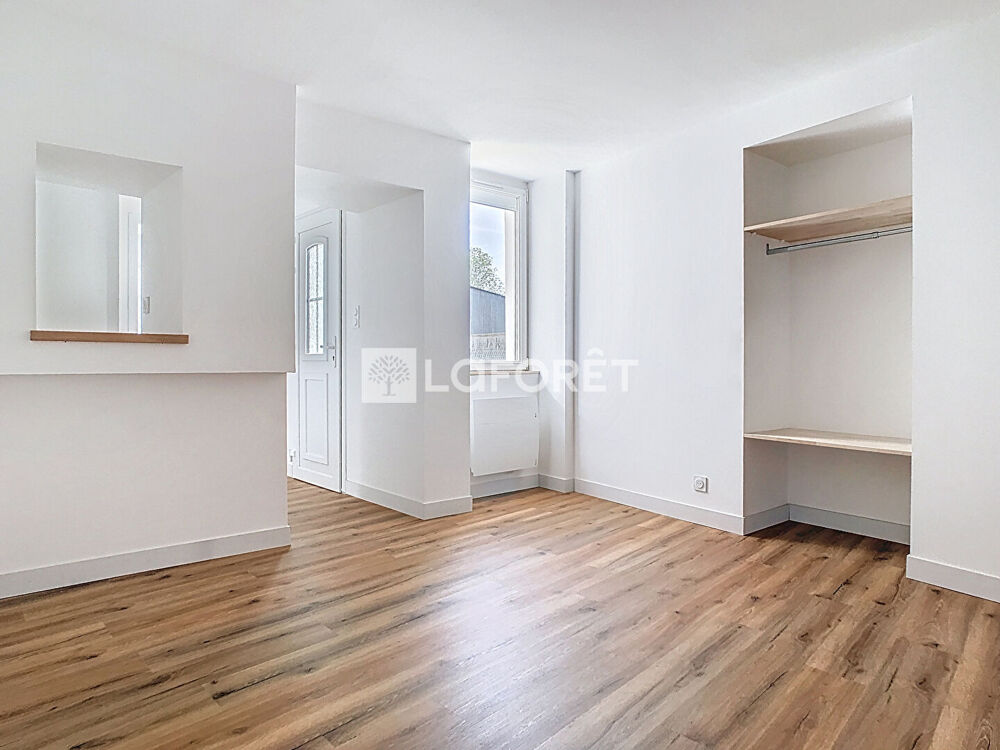 Location Appartement Appartement Carentoir 1 pièce(s) 21 m2 Carentoir