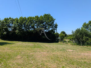  Terrain à vendre 676 m²