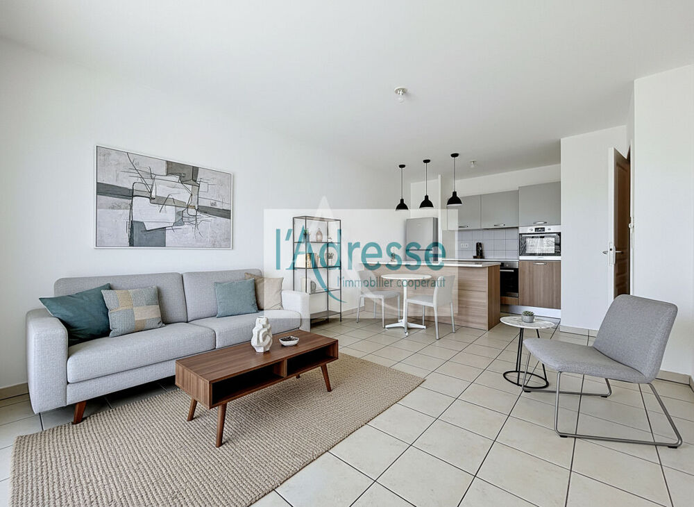 Vente Appartement 2 pièces Antibes Etage élevé avec 2 parkings sous-sol Antibes