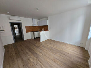  Appartement à louer 2 pièces 35 m²