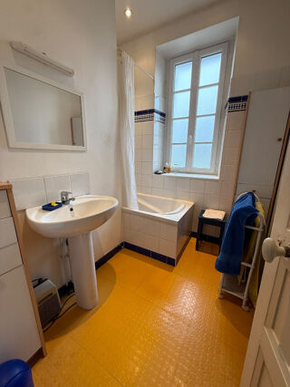 Vente Appartement RENNES CENTRE - APPART / MAISON DE VILLE DE CHARME AVEC BEAUCOUP DE POTENTIEL Rennes