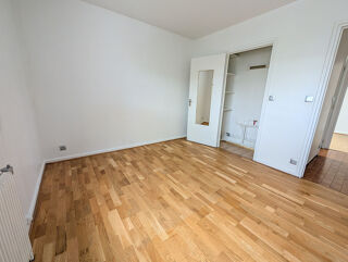  Appartement � vendre 5 pi�ces 99 m�