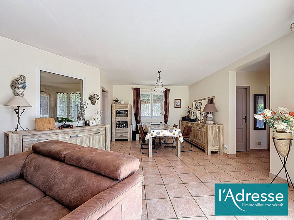 Vente Maison Maison de 127 m² avec piscine sur Bastelicaccia - 4 chambres de plain pied - grand terrain plat Bastelicaccia